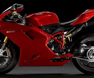 The 2011 Ducati Superbikes feature new trickle-down technology from Ducati&rsquo;s World
