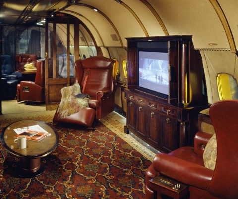 The largest in Boeing�s family of three business jets, the BBJ3 is based on the popular 737-900ER (extended range) airliner. 