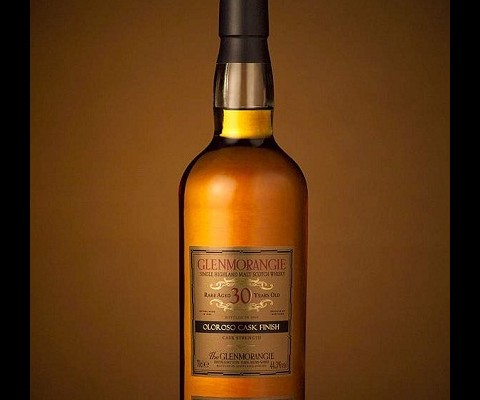 Rare stocks of Glenmorangie & Ardbeg are leading Bonhams upcoming Hong Kong auction of single malts.  Falling under the hammer you'll find Glenmorangie's highly prized Oloroso 30 Years Old as well as its Margaux Finish Vintage 1987