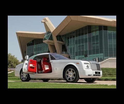 Rolls Royce has created special Abu Dhabi editions of their flagship cars in an effort to attract the considerable monies that lay waiting to be spent in this emirate. 